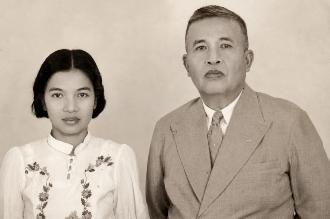 P.A Mandagie bersama istri Adele Therese Tikoalu (repro familysearch.org)