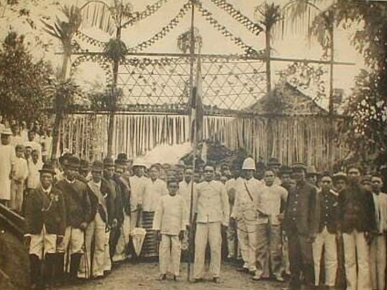 147 Sekolah, tetapi Hanya 25 Persen Dapat Menulis: Krisis Pendidikan Minahasa Tahun 1870